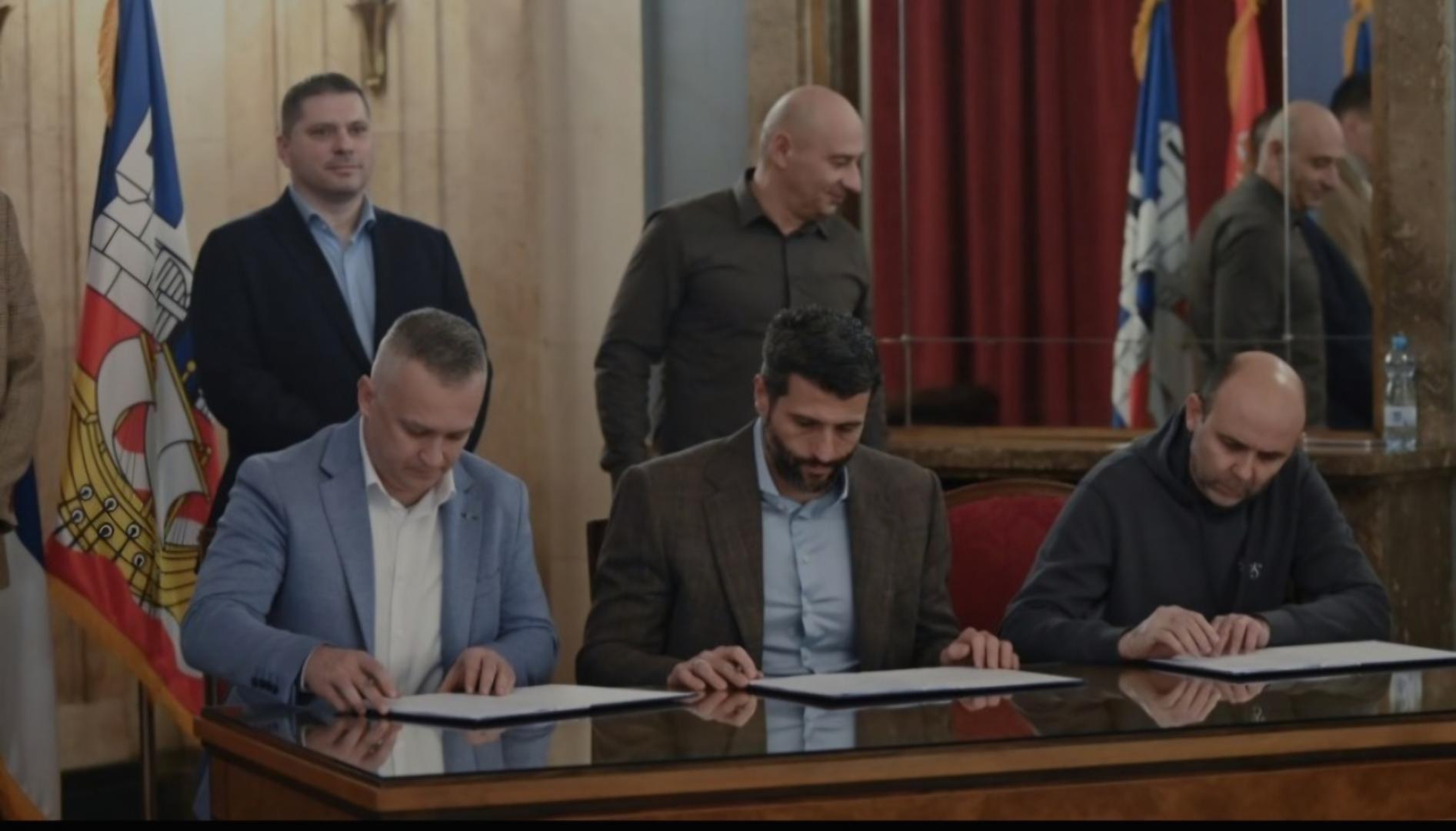 ПОТПИСАН ПОСЕБАН КОЛЕКТИВНИ УГОВОР ЗА ЈАВНА ПРЕДУЗЕЋА У КОМУНАЛНОЈ И СТАМБЕНОЈ ДЕЛАТНОСТИ ГРАДА БЕОГРАДА